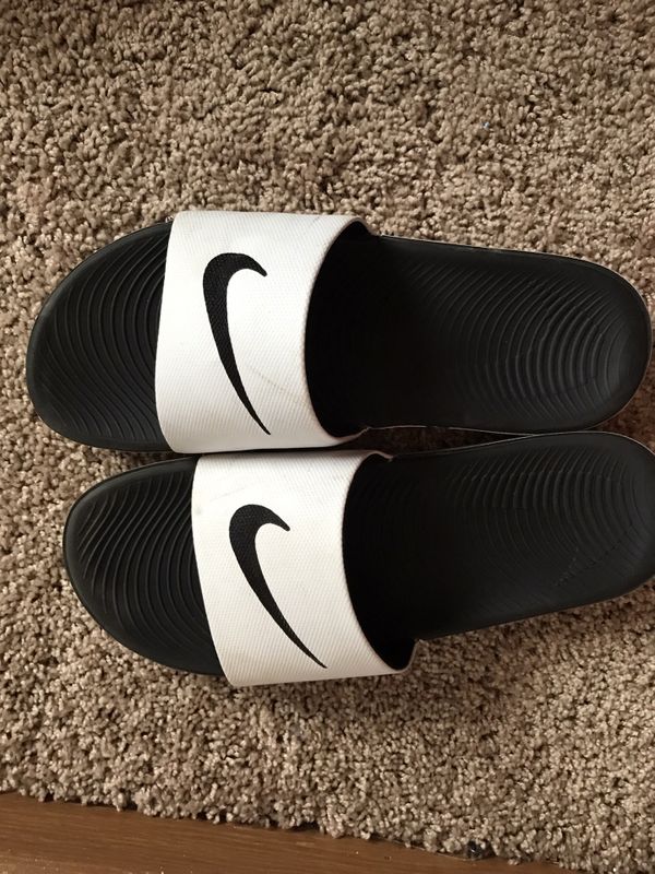 all white nike slides