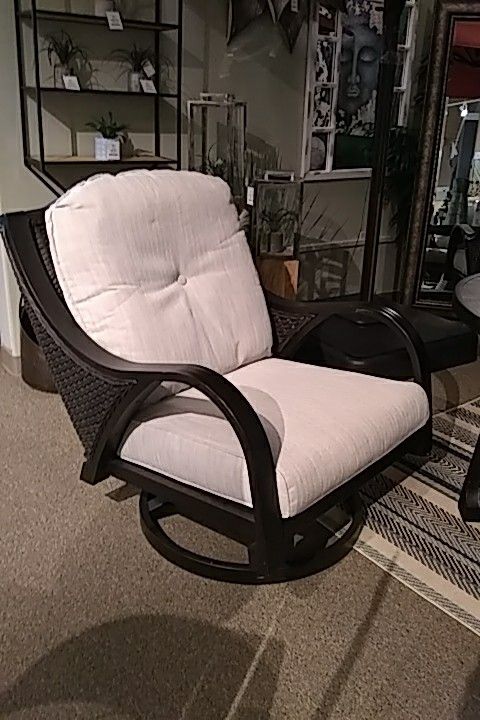 Ashley furniture Outdoor Patio for Sale in Burbank, CA ...