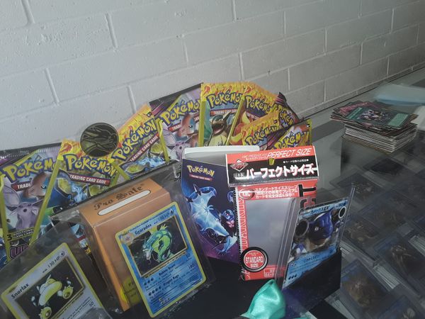 POKEMON GIFT BOX for Sale in Pomona, CA - OfferUp