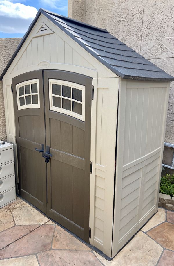 Suncast 7’ x 4’ Storage Shed for Sale in Glendale, AZ - OfferUp