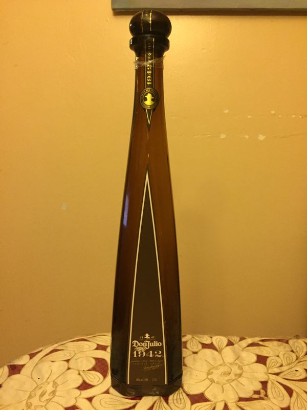 RARE DON JULIO 1942 1.5L EMPTY BOTTLE WITH LIGHT for Sale in Miami Shores, FL OfferUp