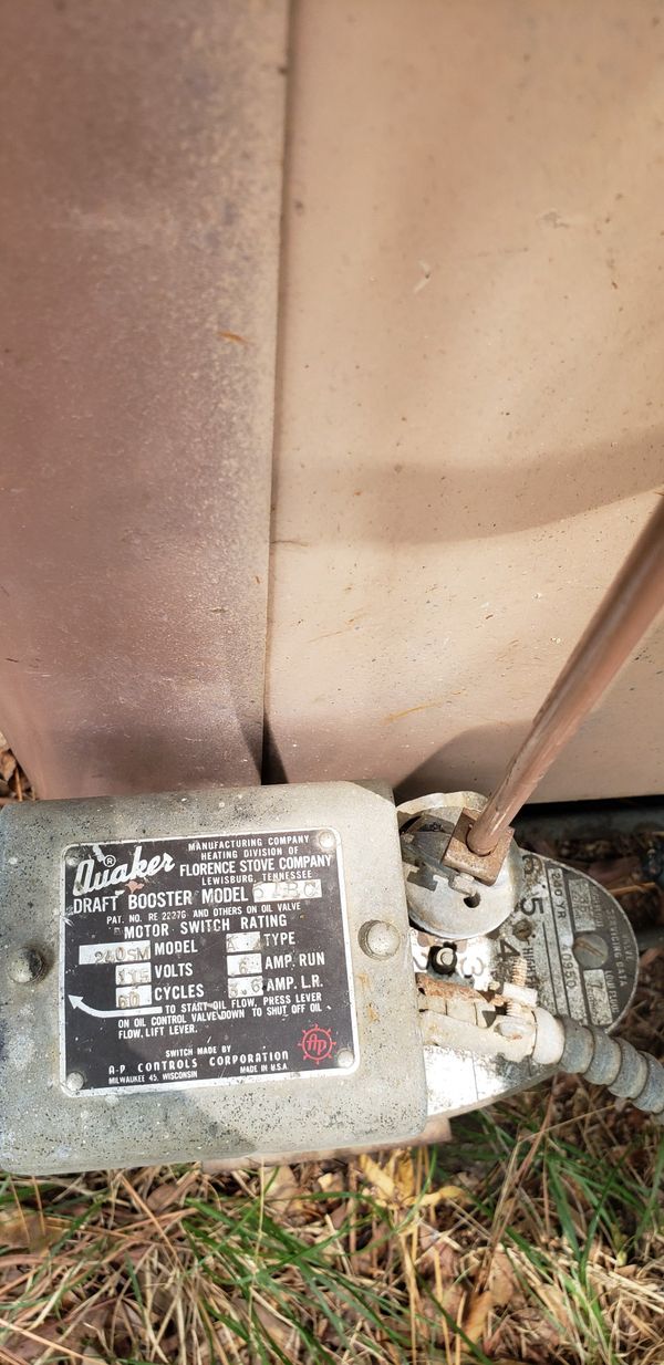 Vintage Quaker Oil Burning Stove For Sale In Lake Park Nc Offerup