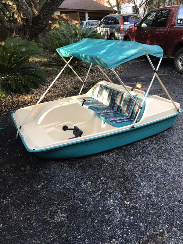 aqua toy paddle boat