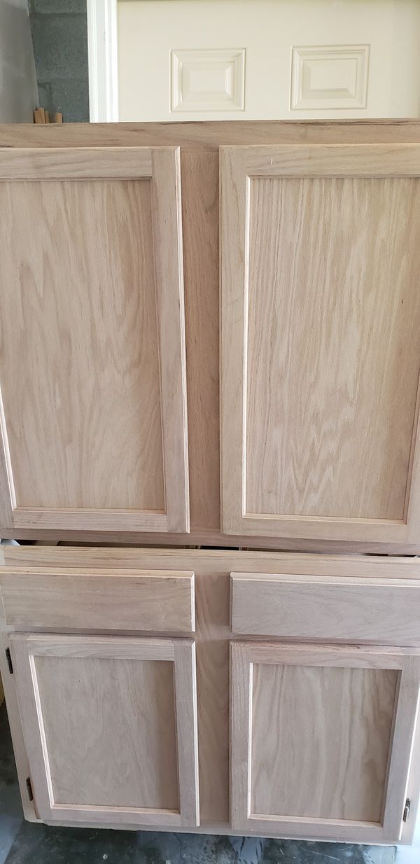 Upper kitchen cabinet 36" solid red oak for Sale in King, NC - OfferUp