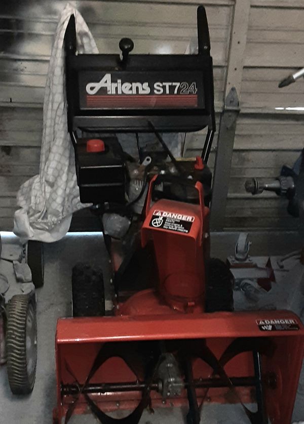 Snowblower &quot;Ariens&quot; brand practically brand new. I loked a