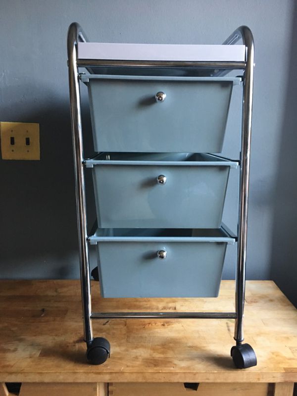 3 drawer, small on wheels for Sale in MIDDLE CITY