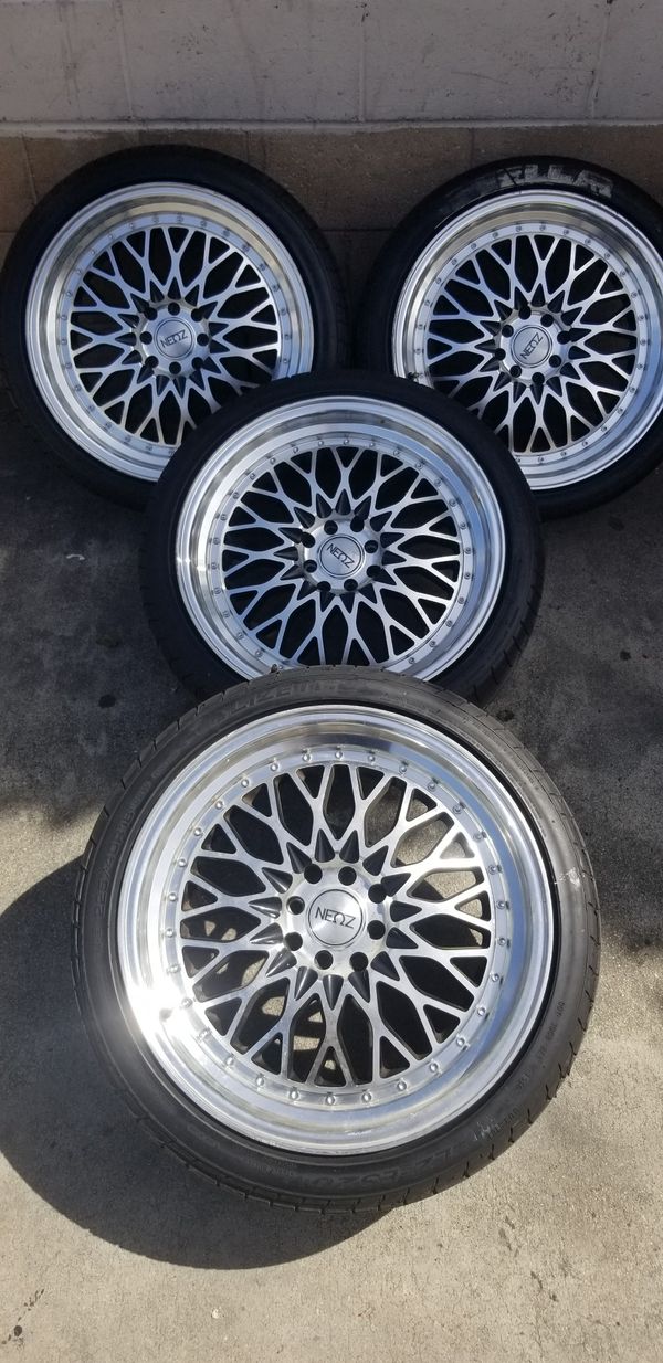 18" inch neoz racing rims 4 lug universal 4x100 and 4x114.3 for Sale in