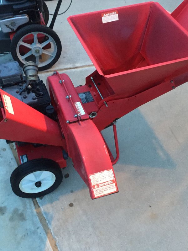 MTD Wood chipper/shredder for Sale in Lancaster, CA - OfferUp