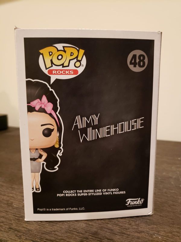 funko pop rocks amy winehouse