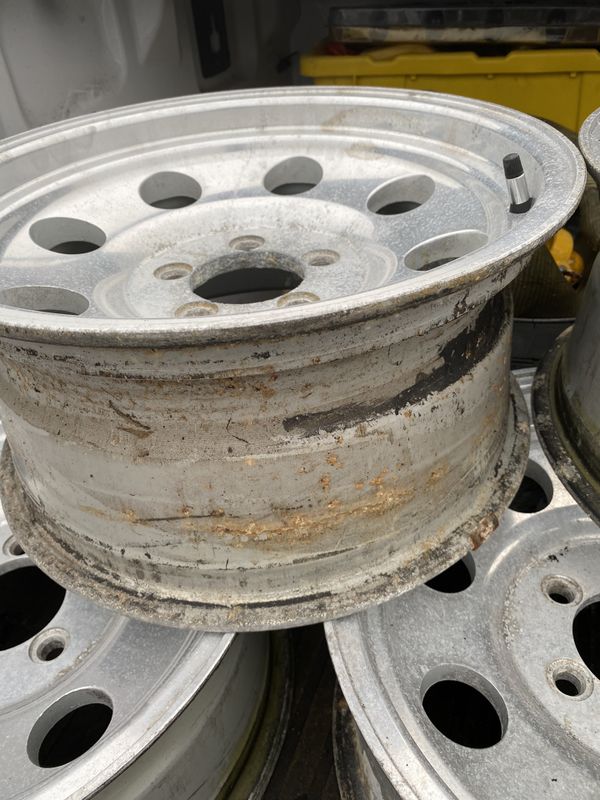 6 15 inch aluminum trailer wheels for Sale in Davenport, FL OfferUp