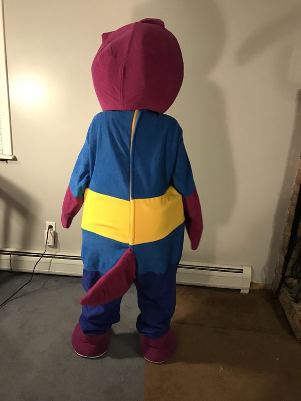 Backyardigans 5 professional costumes Tyrone, Uniqua, Pablo, Austin