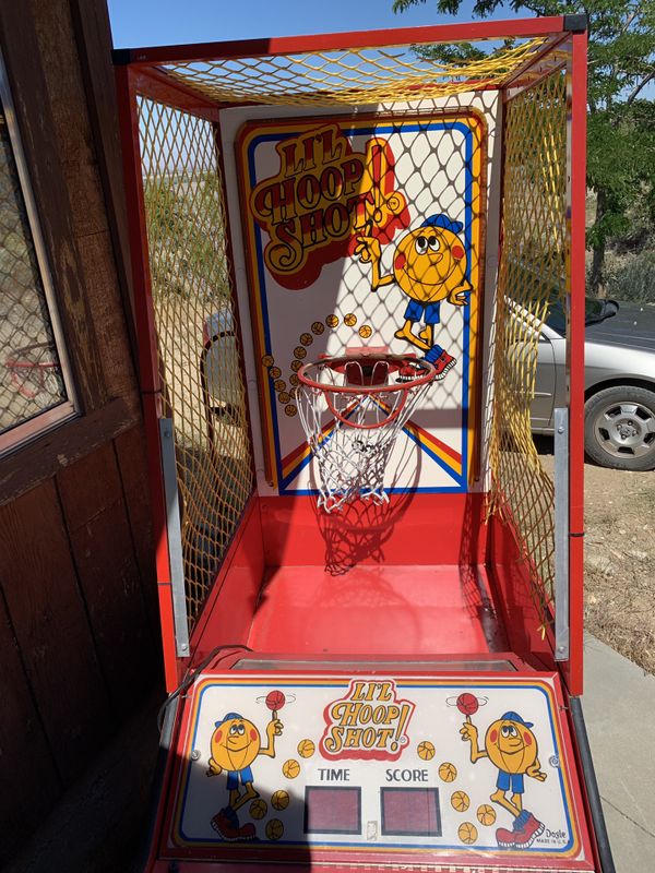 vintage basketball arcade game