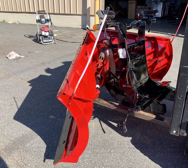 Snow plow Boss V plow 9’2” for Sale in Woodbridge Township, NJ OfferUp