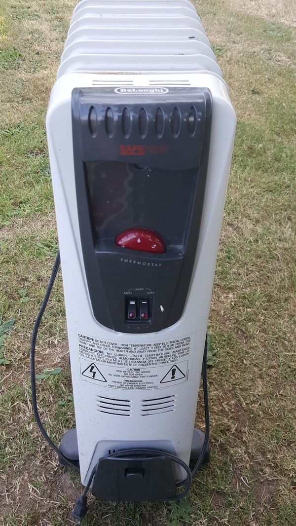DeLonghi safe heat radiator heater for Sale in Arlington, WA OfferUp