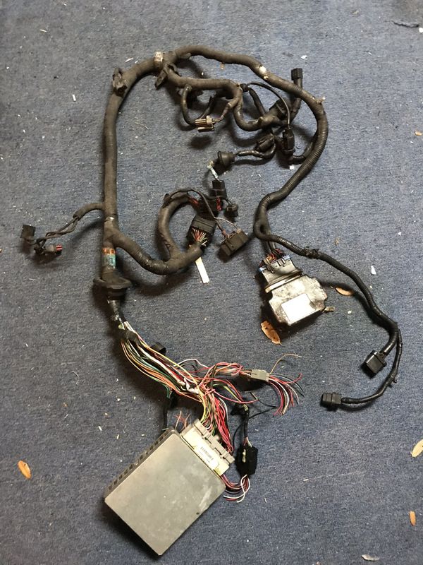 1994 - 1995 FORD MUSTANG GT ENGINE WIRING HARNESS WITH COMPUTER AND