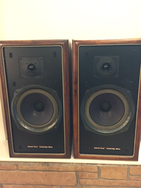 Vintage Advent 5012/w beautiful speakers for Sale in Mukilteo, WA - OfferUp