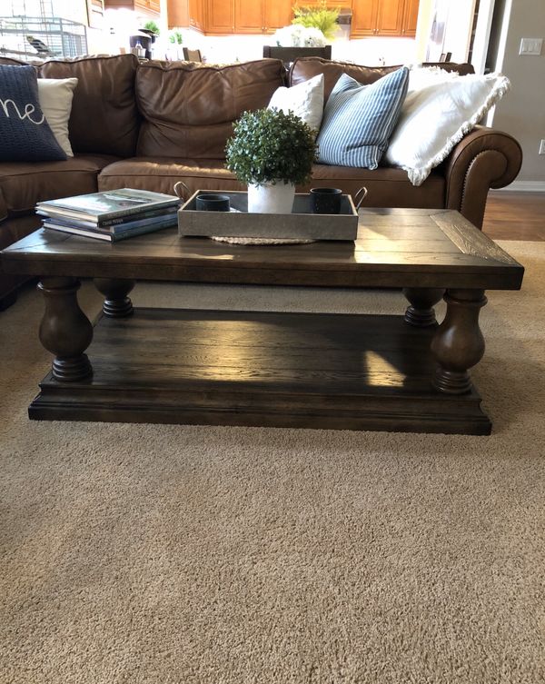 Pottery Barn Lorraine Coffee Table **NEW** Retail 1,000 + tax