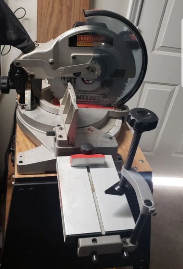 Craftsman Model 315.212240, 12 inch compound miter saw for Sale in