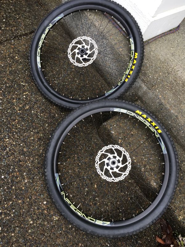 27.5 mountain bike back wheel
