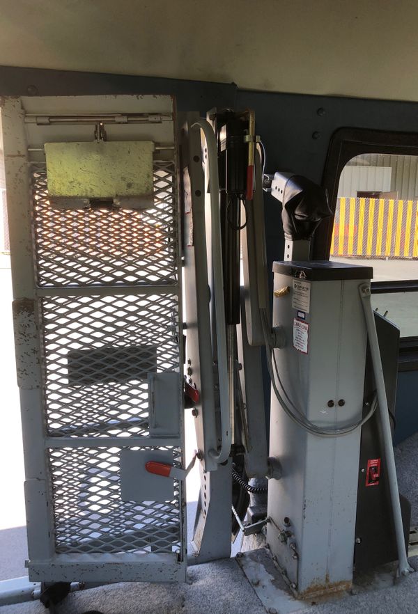 Crow river wheel chair lift for Sale in WA OfferUp