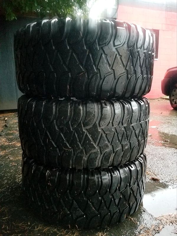 36X15.50R20 MICKEY THOMPSON TIRES for Sale in Renton, WA - OfferUp