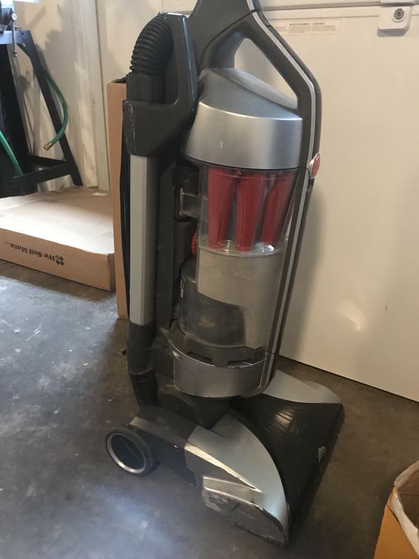 Hoover Cyclonic Bagless Upright Vacuum, Platinum Collection, UH70015 ...