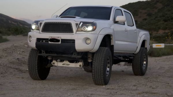 2006 Toyota Tacoma 6 inch lift for Sale in Corona, CA ...