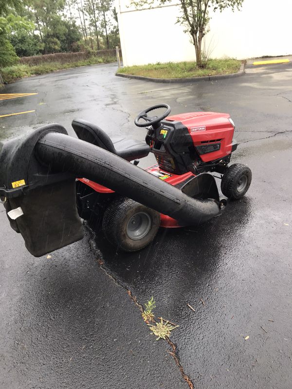Craftsman T1600 Lawn Tractor at Craftsman Tractor