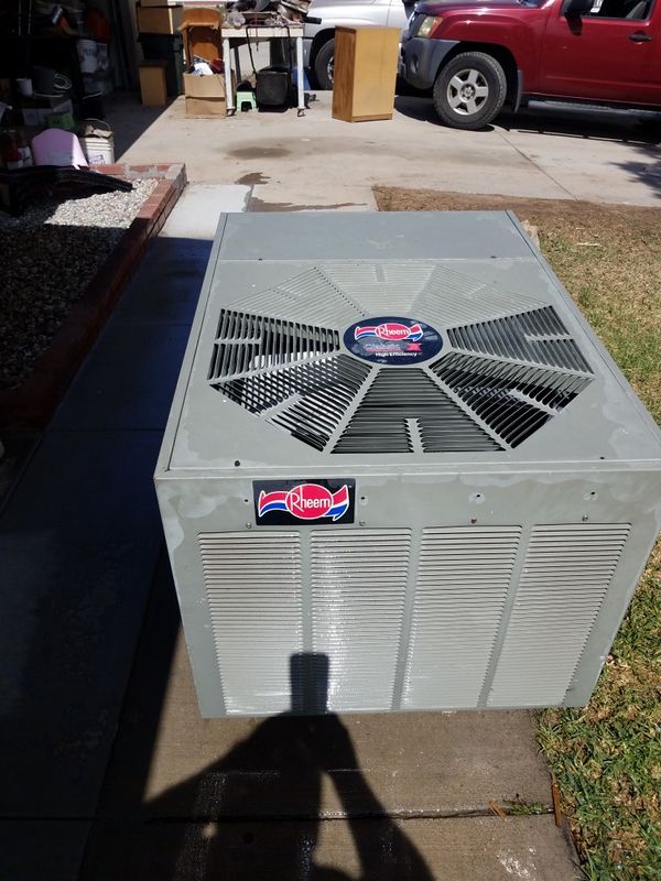 5 ton R22 AC condenser unit full of freon works great for Sale in Norco
