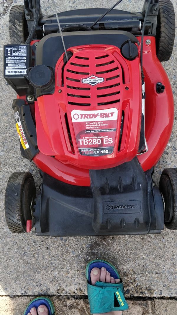 Troy bilt electric start 21" mower for Sale in Lebanon, PA OfferUp