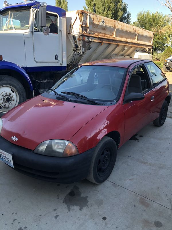 2000 Chevy Geo Metro Hatchback for Sale in Hermiston, OR OfferUp
