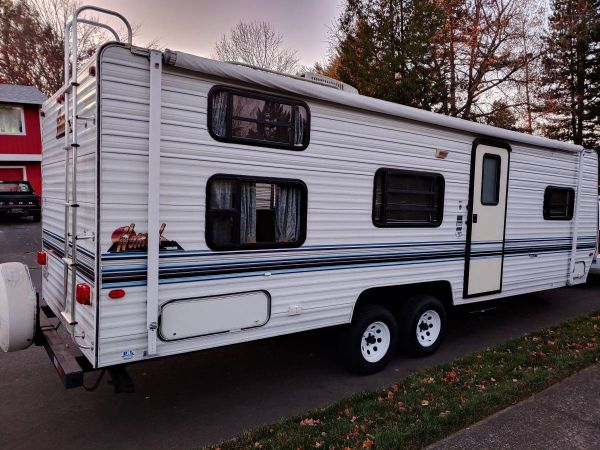 Nomad by skyline travel trailer for Sale in Wood Village, OR - OfferUp