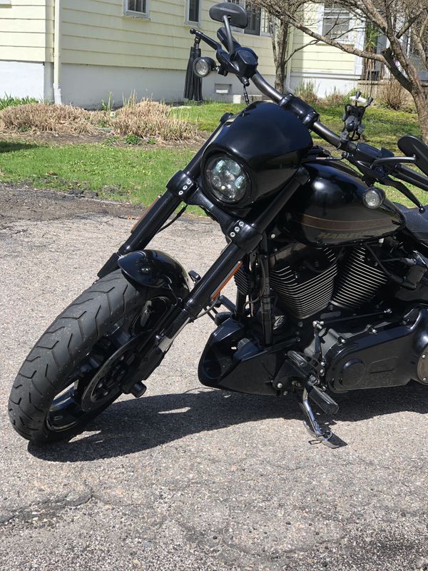 CVO Breakout Screaming Eagle Harley Davidson Motorcycle 