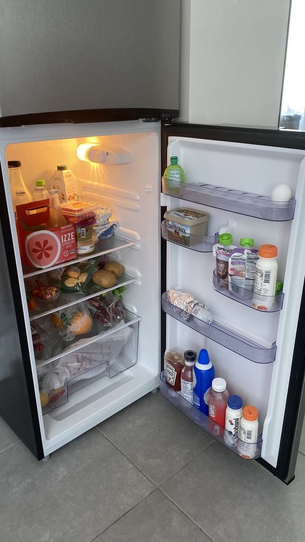 Thomson mini fridge/freezer for Sale in Boynton Beach, FL OfferUp