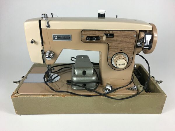 Hilton 366 Sewing Machine (1016306) for Sale in South San Francisco, CA