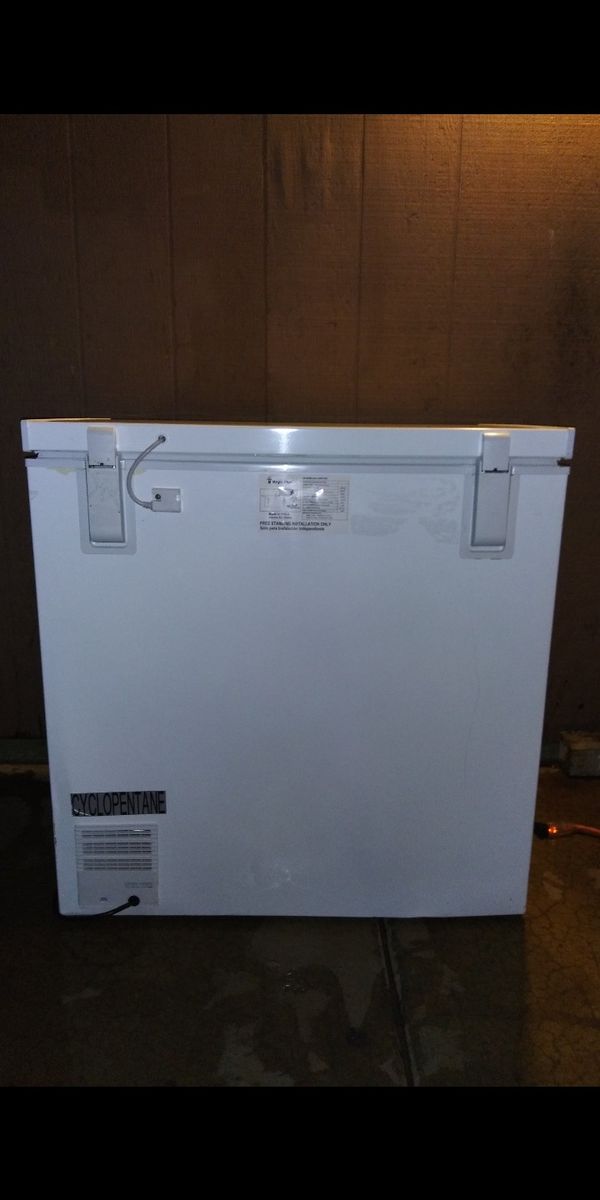 MAGIC CHEF CHEST FREEZER for Sale in Phoenix, AZ OfferUp