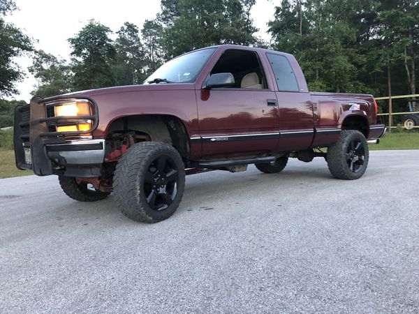 Lifted 97 Chevy K1500 z71 for Sale in Cleveland, TX - OfferUp