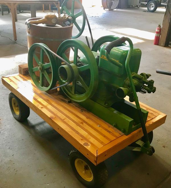 John Deere hit and miss engine with Amish ice cream maker for Sale in