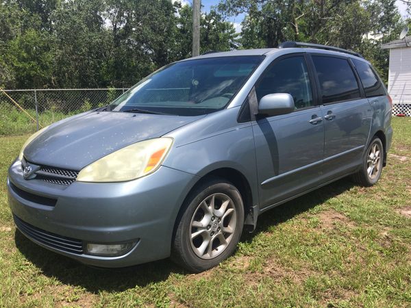 2004 Toyota Sienna Mini van- Blue for Sale in Dona Vista, FL - OfferUp