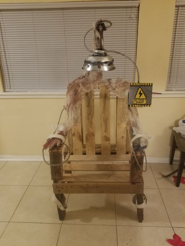 Halloween prop electric chair for Sale in San Antonio, TX OfferUp