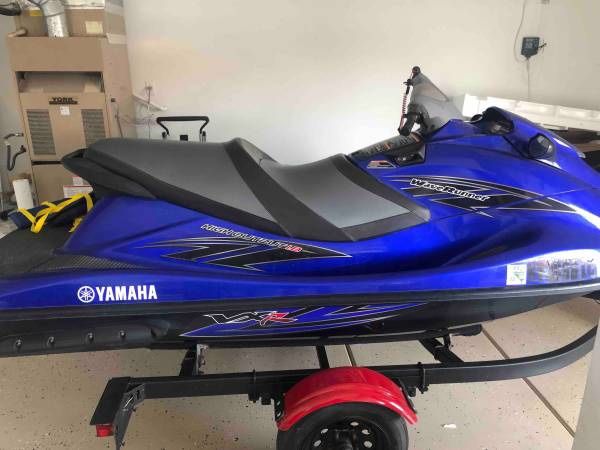 2014-yamaha-jet-ski-vxr-1800cc-3-seater-fast-ho-for-sale-in-las