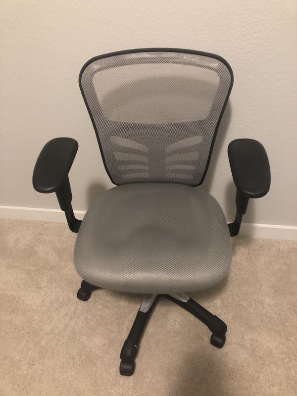 Barely used computer chair for Sale in Anna, TX OfferUp