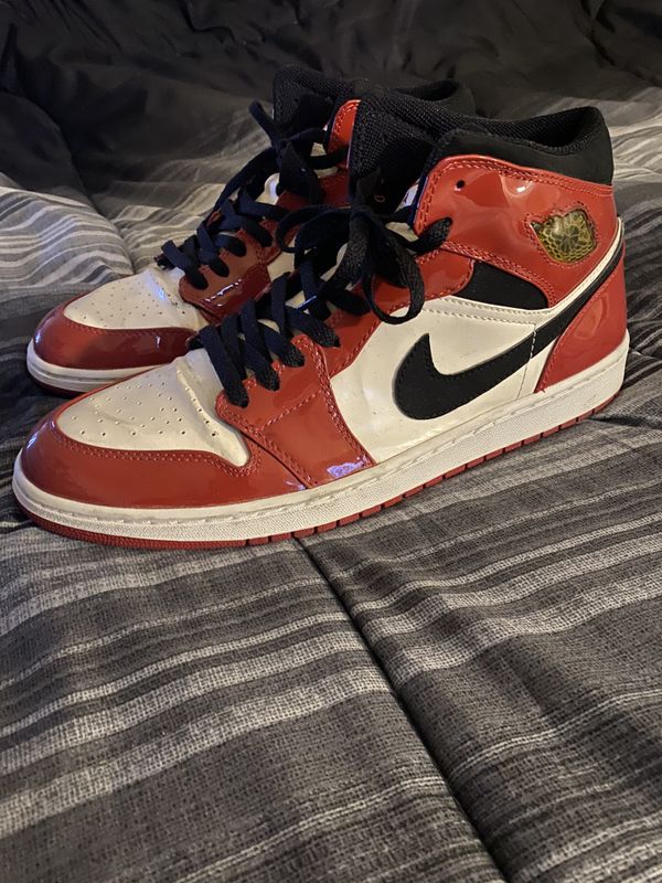 Nike air jordan 1 mid patent leather Chicago RARE! for Sale in Glendale, AZ - OfferUp
