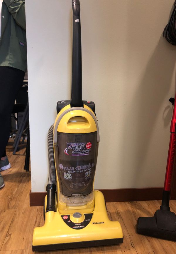 Hoover widepath vacuum for Sale in Marysville, WA OfferUp