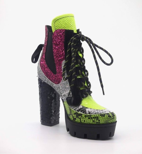 cape robbin snakeskin boots