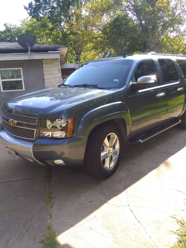 2008 Chevy suburban Z71 4x4 for Sale in Dallas, TX - OfferUp