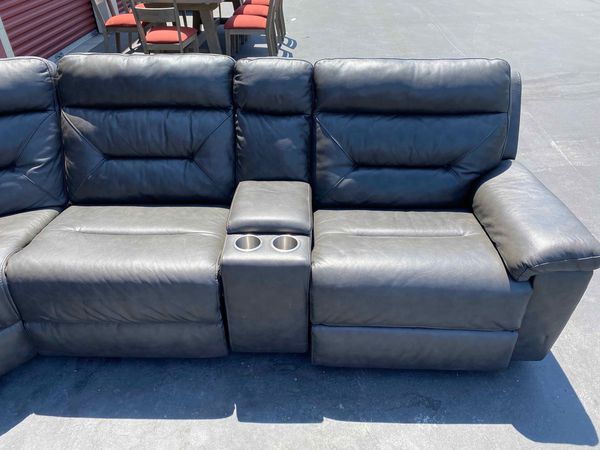 CLEARANCE | COSTCO 6-piece Leather Power Reclining Sectional Sofa, Gray for Sale in San Diego ...