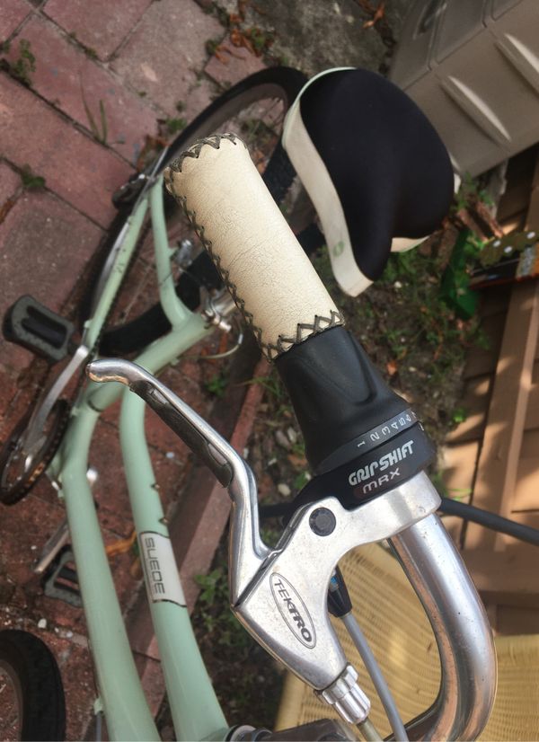 Suede Metro Series by Giant Hybrid Bike for Sale in Orlando, FL OfferUp