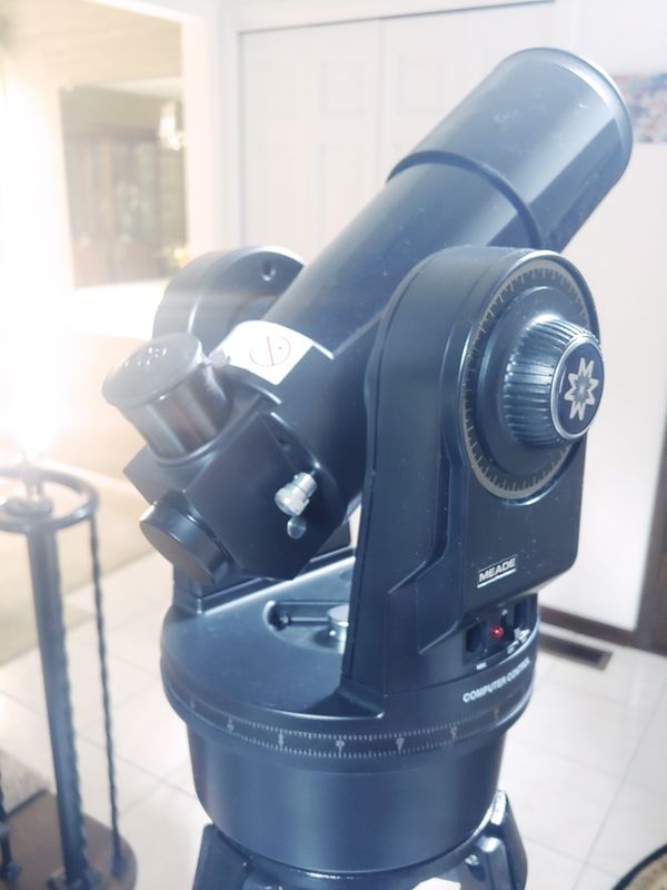 Meade Telescope & Meade TripodLike new great for Summer! Meade ETX