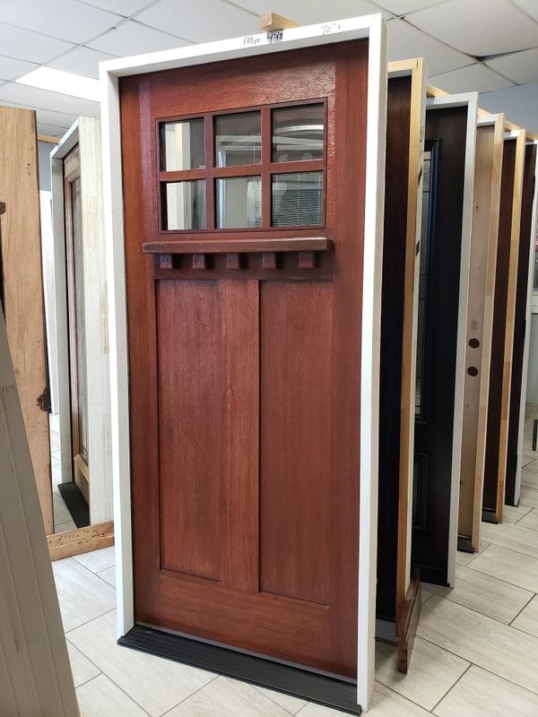 Craftman fiberglass door . Puerta de entrada for Sale in Houston, TX